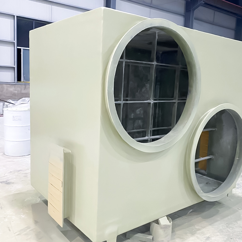 Адсорбер из стеклопластика с активированным углем